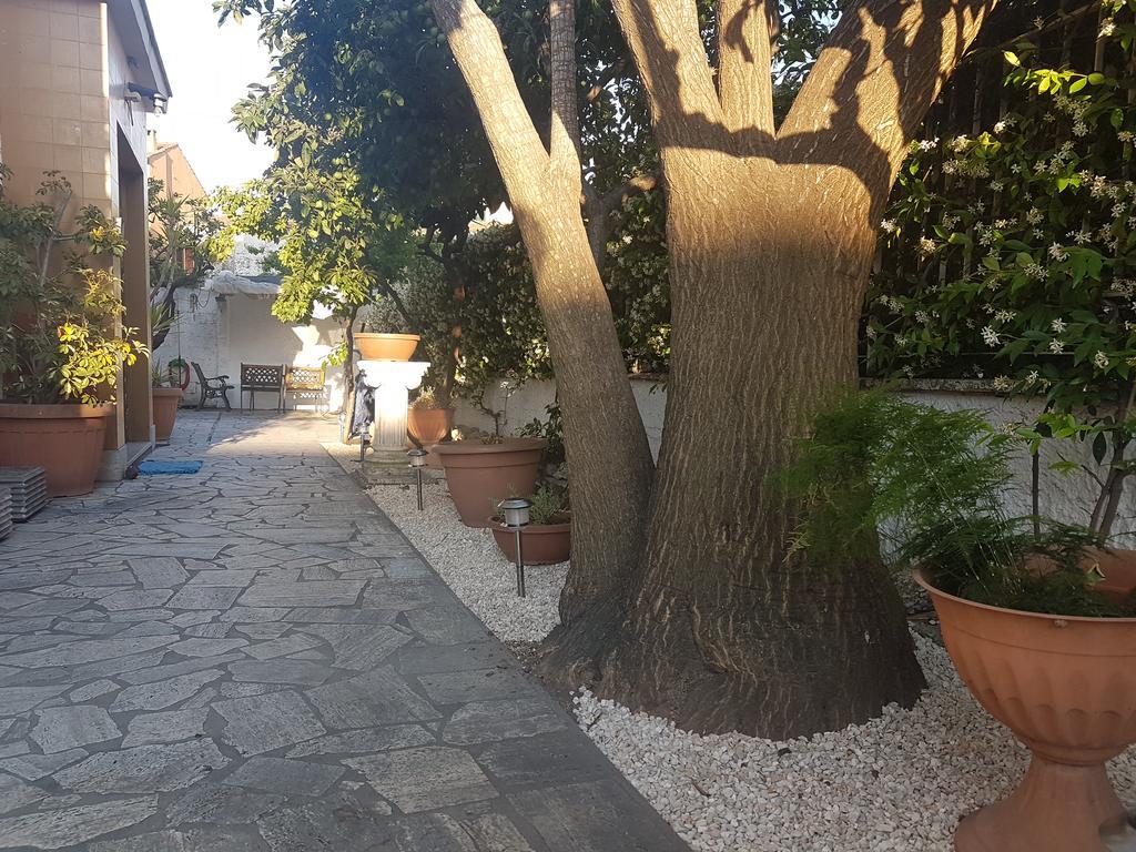 Beckye Appartement Terracina Buitenkant foto