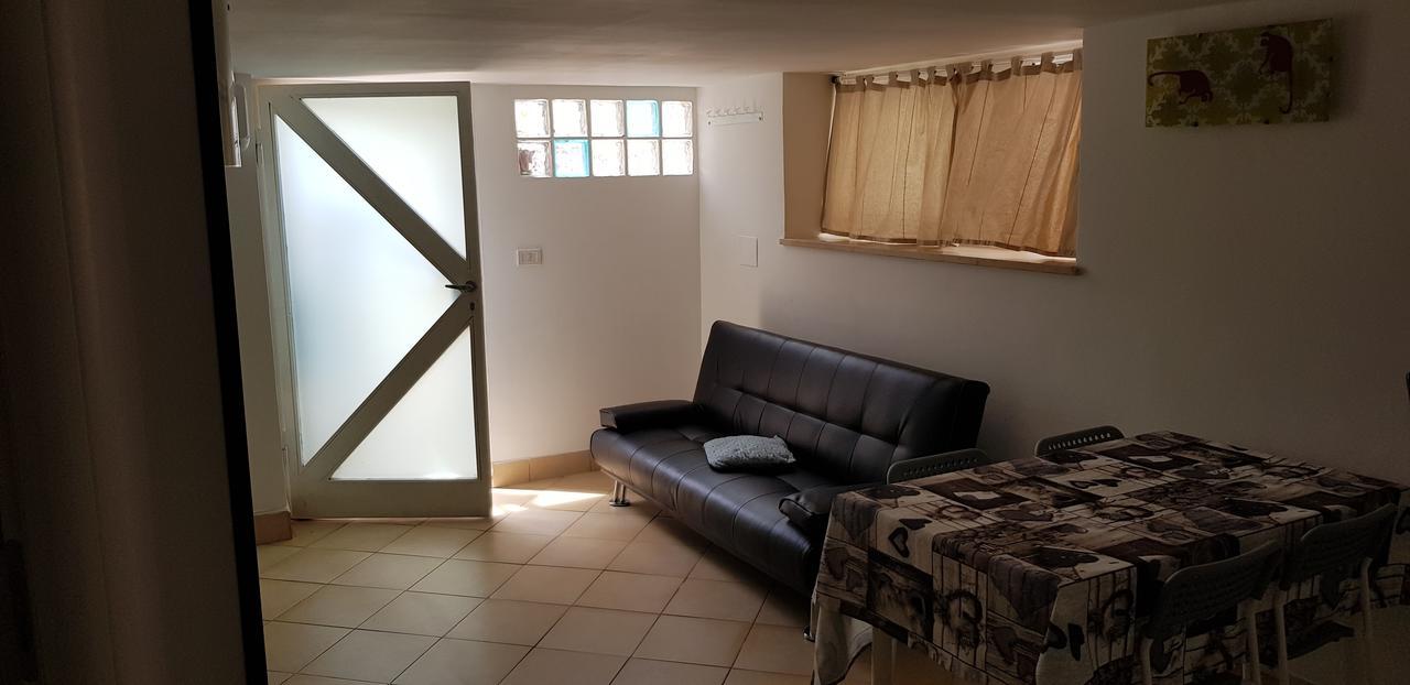 Beckye Appartement Terracina Buitenkant foto